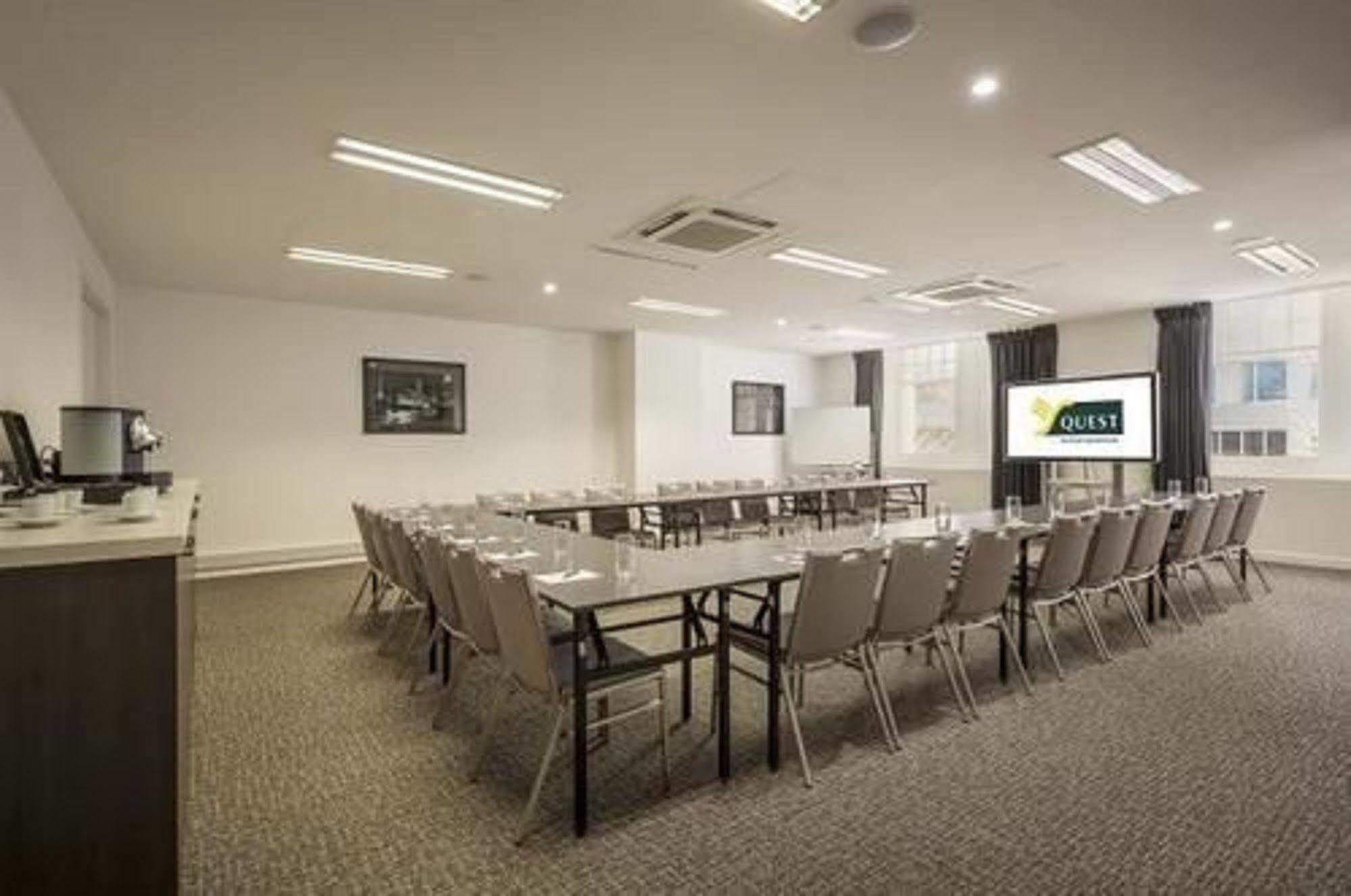 奎斯特威廉国王南公寓酒店 阿德莱德 外观 照片